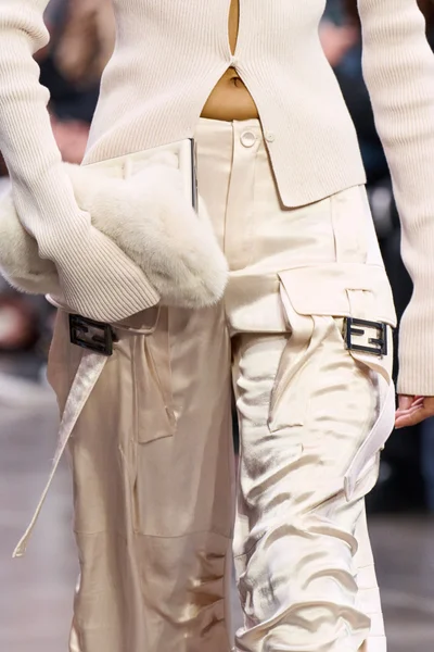 Look 186